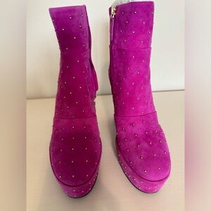 Beautiful pink.gold bootie